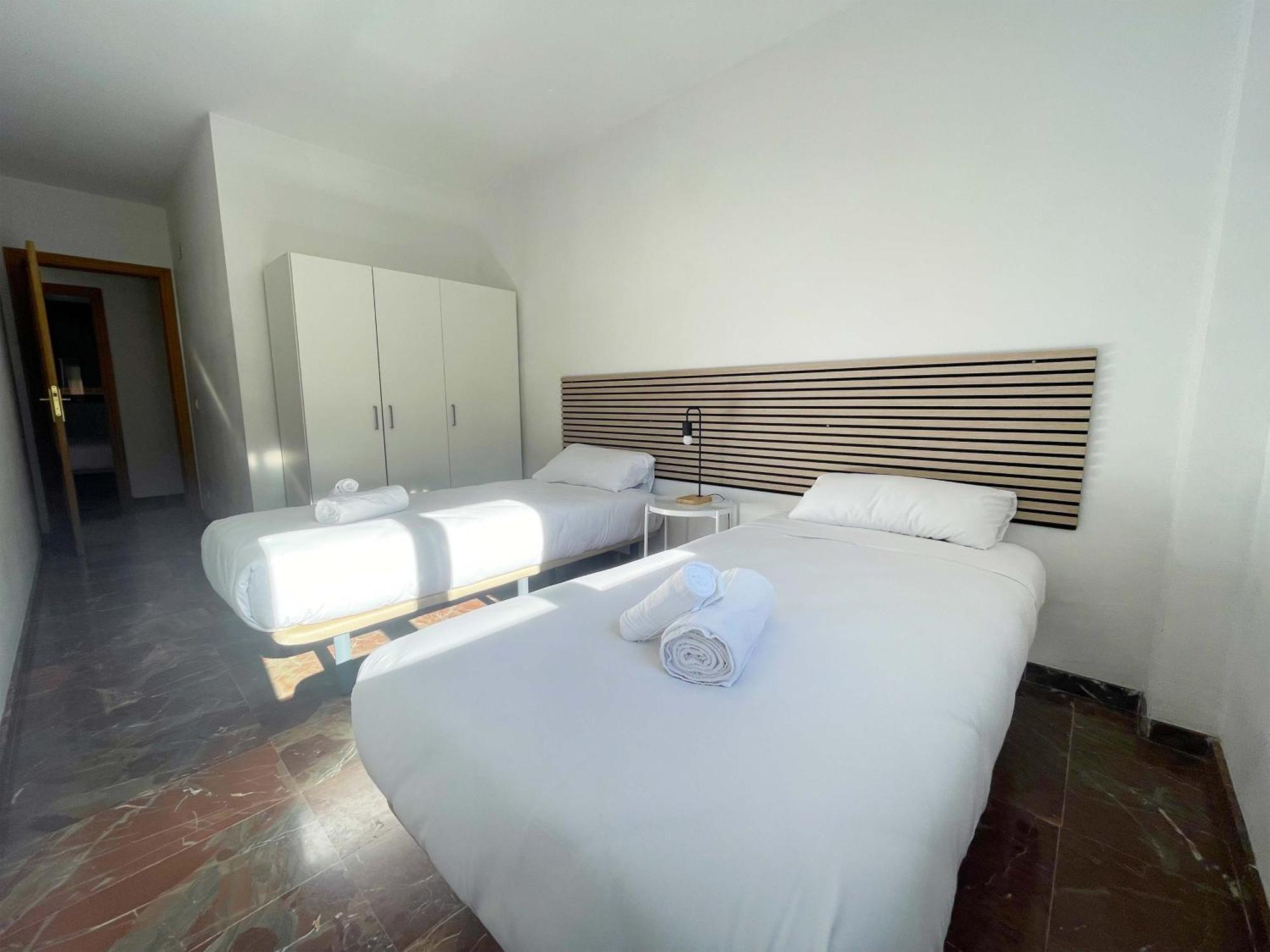 Apartamentos El Pilar Suites 3000 ซาราโกซา ภายนอก รูปภาพ